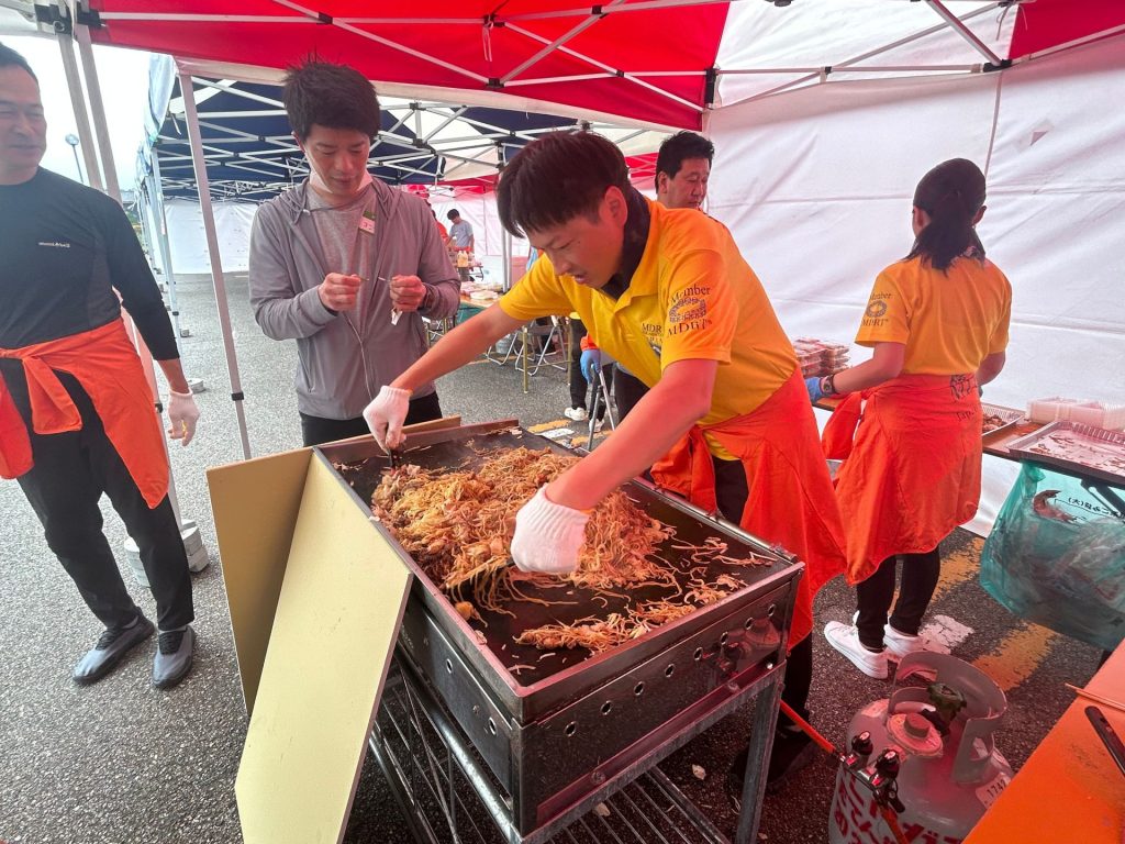 チャリティーマラソンや被災地支援で協働:MDRT日本会様 4 eeeb38826f4e66d8a3a8e8c960d837ba